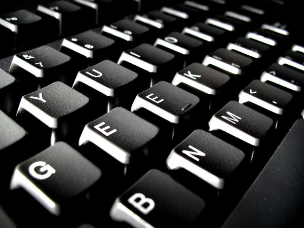 keyboard betch.jpg
